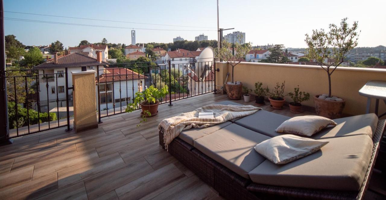 Art Apartment Sole Пула Екстериор снимка