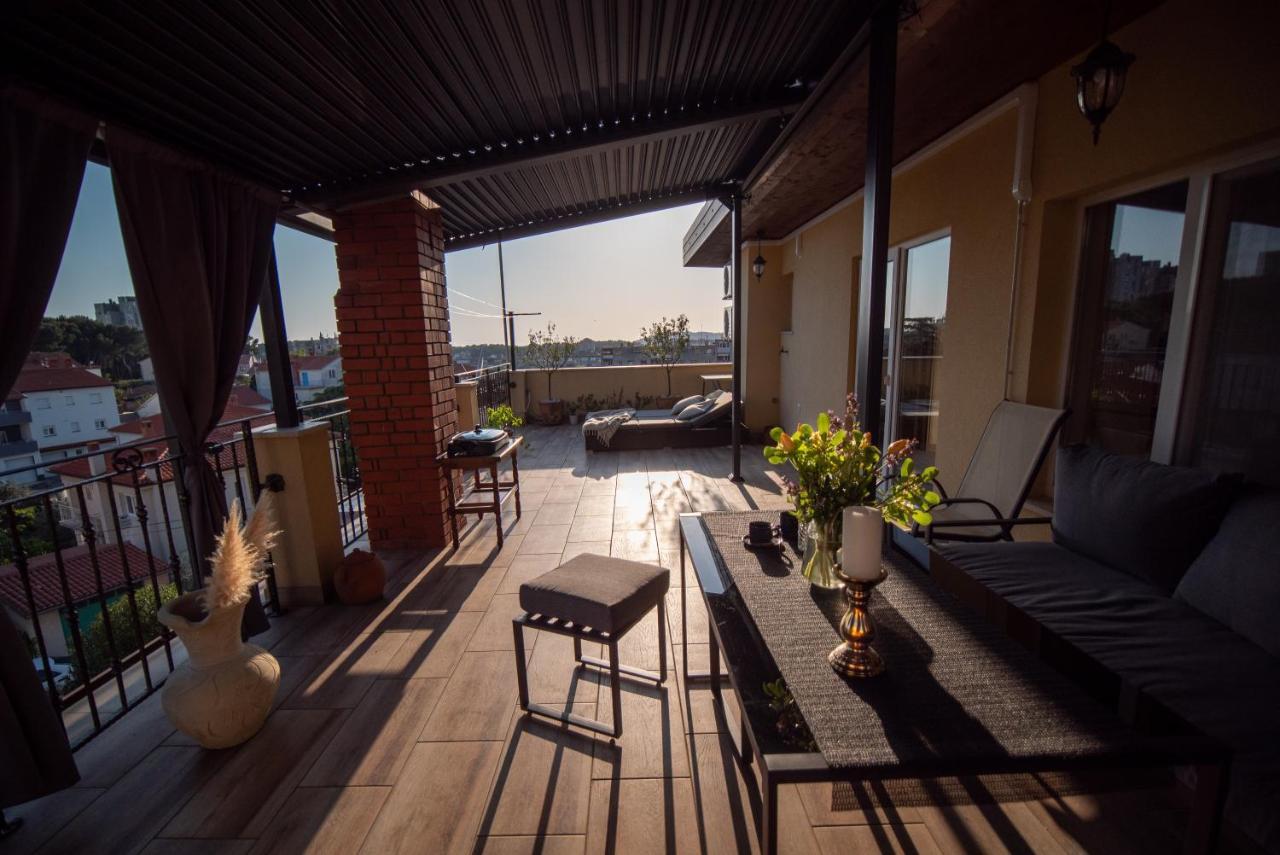 Art Apartment Sole Пула Екстериор снимка