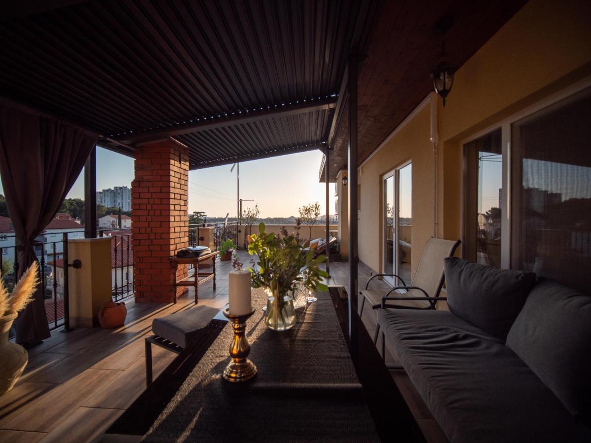 Art Apartment Sole Пула Екстериор снимка