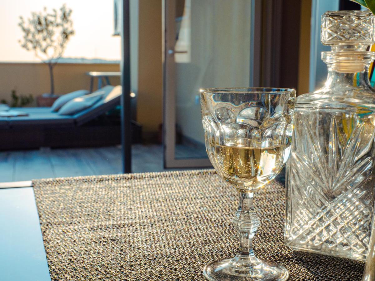 Art Apartment Sole Пула Екстериор снимка