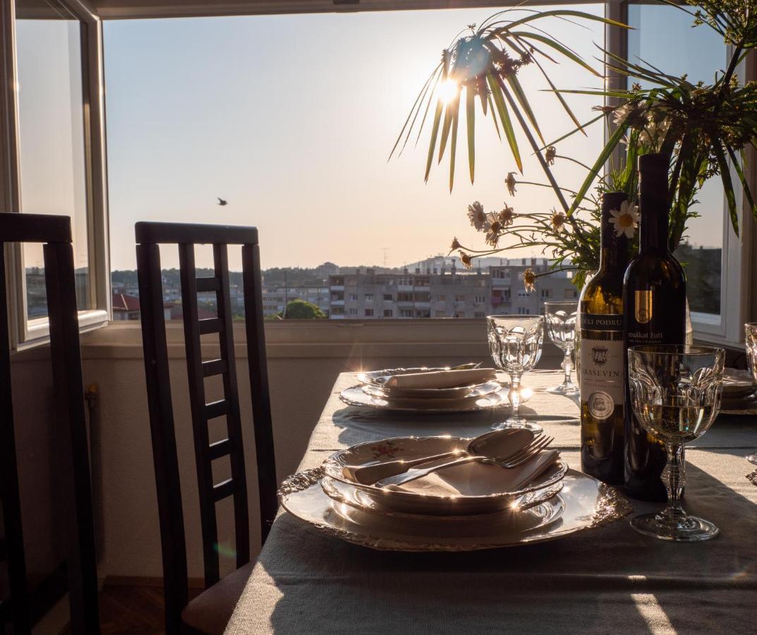 Art Apartment Sole Пула Екстериор снимка