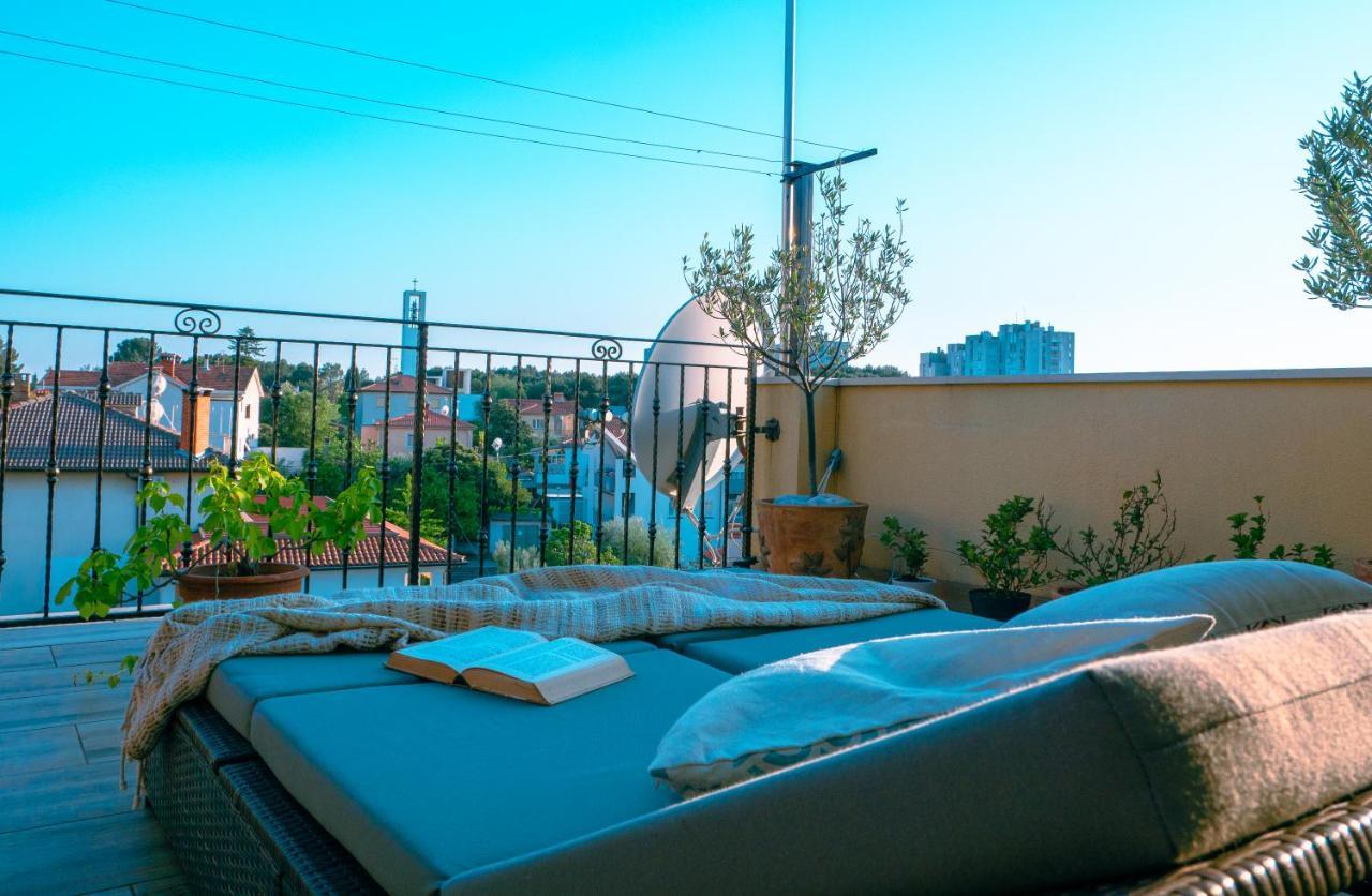 Art Apartment Sole Пула Екстериор снимка